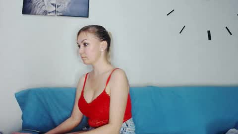 miss_blonde1 online show from May 22, 2026, 7:15 am