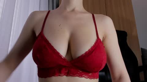 Ivy online show from April 2, 2026, 12:03 pm