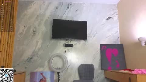 Sandy online show from November 22, 2025, 12:42 am