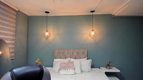 Cataleya online show from December 5, 2025, 11:41 am