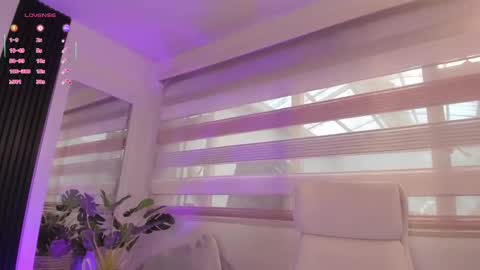 Snapshot of miss_catalinaa chatting on September 9, 2025, 11:43 am Catalina online show from September 9, 2025, 11:43 am