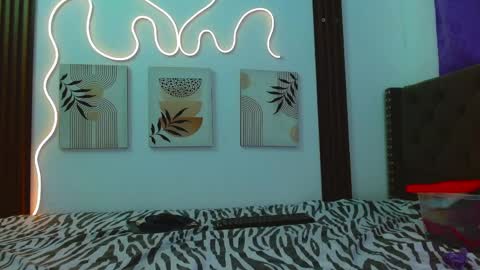 Merie online show from April 12, 2026, 10:59 pm