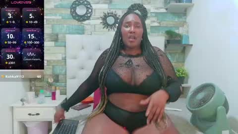 miss_evans_ online show from April 22, 2026, 3:02 pm