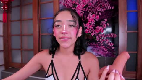 Snapshot of miss_evolet chatting on May 2, 2026, 6:13 pm Evoleth online show from May 2, 2026, 6:13 pm