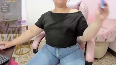 Francheska online show from October 7, 2025, 11:40 am