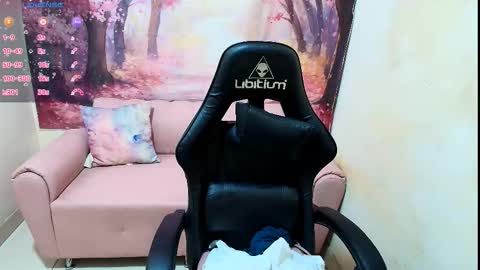 miss_helensexy online show from March 25, 2026, 11:27 am