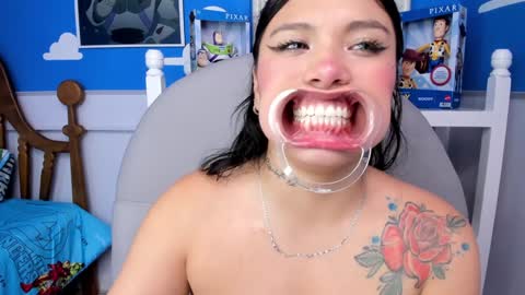 Keisi online show from January 29, 2025, 9:39 pm