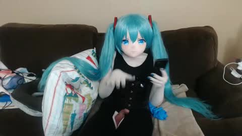 Miku online show from December 12, 2024, 11:58 pm
