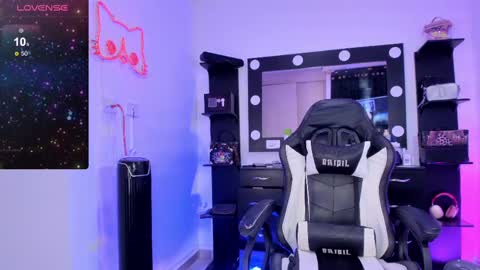 Miss Kittyn online show from February 22, 2025, 4:07 am