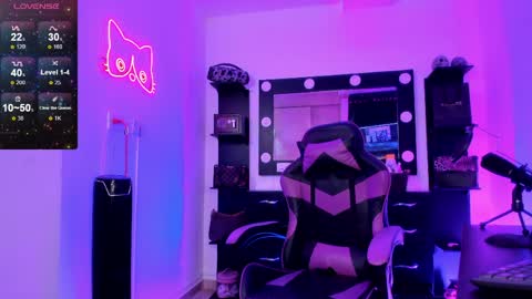 Miss Kittyn online show from April 5, 2026, 12:41 am