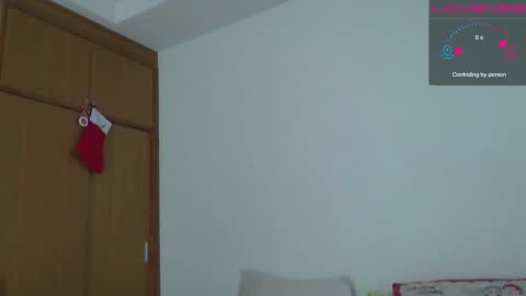 Snapshot of miss_lanalion chatting on December 17, 2025, 5:35 am miss_lanalion online show from December 17, 2025, 5:35 am