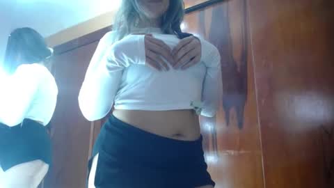 lilieth  online show from February 27, 2025, 12:32 am