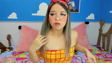 miss_lucyla online show from November 15, 2025, 11:07 am