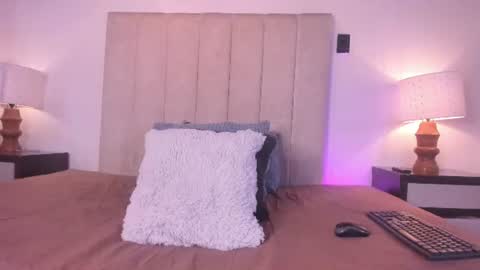 miss_milf_ online show from June 26, 2026, 7:51 pm