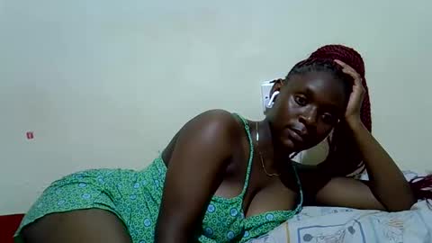 Snapshot of miss_monroee chatting on March 13, 2026, 6:25 pm monroe online show from March 13, 2026, 6:25 pm