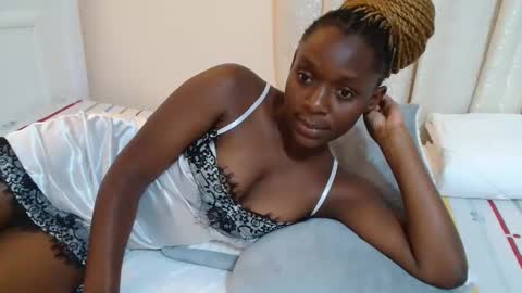 Snapshot of miss_monroee chatting on May 8, 2026, 2:55 pm monroe online show from May 8, 2026, 2:55 pm