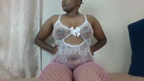 Snapshot of miss_nada chatting on February 22, 2026, 5:40 am sophia online show from February 22, 2026, 5:40 am