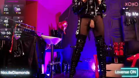 Miss Nicole online show from February 25, 2025, 3:38 pm