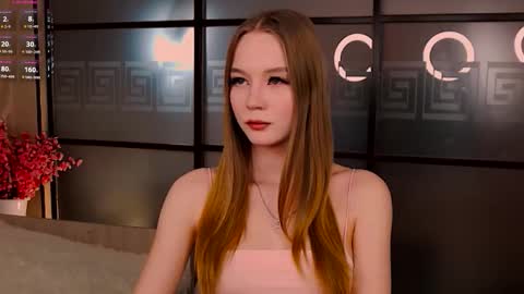 Nicole online show from February 2, 2026, 11:25 pm