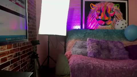 Snapshot of miss_pecados chatting on June 18, 2026, 7:29 pm Miss Pecados online show from June 18, 2026, 7:29 pm