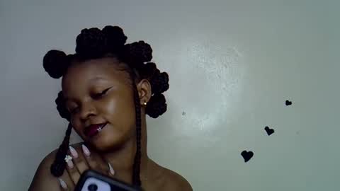 Snapshot of miss_rihanna2 chatting on January 18, 2026, 8:29 am miss_rihanna2 online show from January 18, 2026, 8:29 am