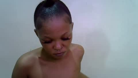 Snapshot of miss_rihanna2 chatting on February 21, 2026, 6:36 am miss_rihanna2 online show from February 21, 2026, 6:36 am