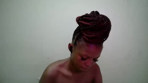 Snapshot of miss_rihanna2 chatting on April 6, 2026, 5:03 pm miss_rihanna2 online show from April 6, 2026, 5:03 pm