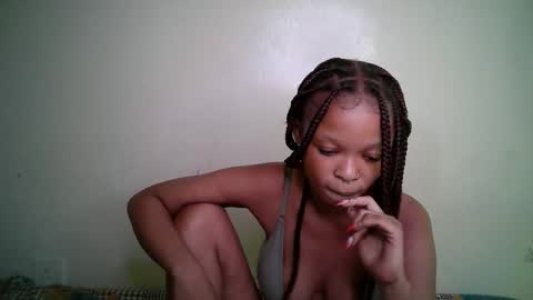 Snapshot of miss_rihanna2 chatting on April 16, 2026, 9:54 am miss_rihanna2 online show from April 16, 2026, 9:54 am