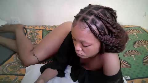 Snapshot of miss_rihanna2 chatting on April 23, 2026, 4:42 pm miss_rihanna2 online show from April 23, 2026, 4:42 pm