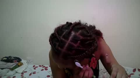 Snapshot of miss_rihanna2 chatting on April 26, 2026, 3:53 pm miss_rihanna2 online show from April 26, 2026, 3:53 pm