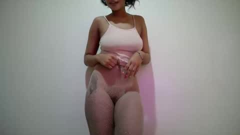 Snapshot of miss_rihanna2 chatting on May 2, 2026, 8:19 am miss_rihanna2 online show from May 2, 2026, 8:19 am