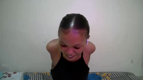 Snapshot of miss_rihanna2 chatting on May 3, 2026, 8:48 pm miss_rihanna2 online show from May 3, 2026, 8:48 pm