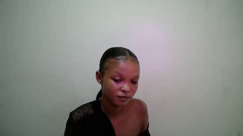 Snapshot of miss_rihanna2 chatting on May 4, 2026, 9:22 pm miss_rihanna2 online show from May 4, 2026, 9:22 pm