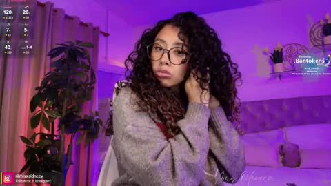 Snapshot of miss_sidney chatting on September 30, 2025, 1:27 pm Amy Olivera online show from September 30, 2025, 1:27 pm