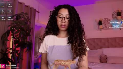 Snapshot of miss_sidney chatting on October 1, 2025, 1:06 pm Amy Olivera online show from October 1, 2025, 1:06 pm