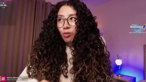 Snapshot of miss_sidney chatting on October 10, 2025, 1:10 pm Amy Olivera online show from October 10, 2025, 1:10 pm