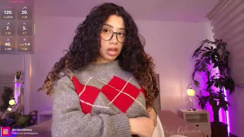 Snapshot of miss_sidney chatting on November 3, 2025, 12:06 pm Amy Olivera online show from November 3, 2025, 12:06 pm