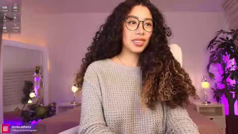 Snapshot of miss_sidney chatting on November 5, 2025, 1:11 pm Amy Olivera online show from November 5, 2025, 1:11 pm