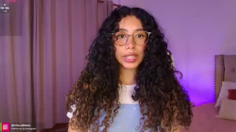 Snapshot of miss_sidney chatting on November 19, 2025, 1:22 pm Amy Olivera online show from November 19, 2025, 1:22 pm