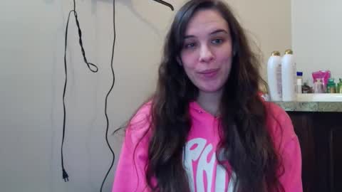 Bella online show from November 30, 2025, 3:10 am