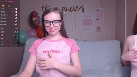 Snapshot of miss_sweetbb chatting on December 2, 2024, 5:59 am Bella online show from December 2, 2024, 5:59 am