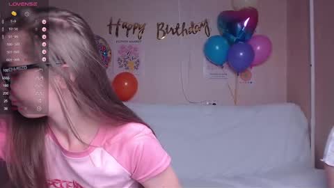 Snapshot of miss_sweetbb chatting on December 3, 2024, 2:47 am Bella online show from December 3, 2024, 2:47 am