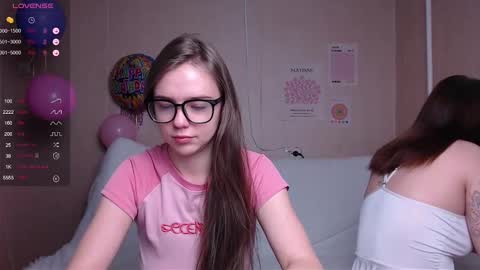 Snapshot of miss_sweetbb chatting on December 13, 2024, 2:54 am Bella online show from December 13, 2024, 2:54 am