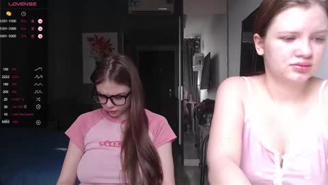 Snapshot of miss_sweetbb chatting on February 3, 2025, 2:58 am Bella online show from February 3, 2025, 2:58 am
