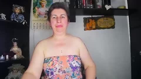 miss_tasha_kom online show from May 16, 2026, 10:36 am