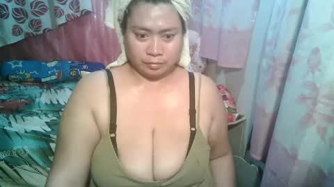 miss v0lcan0 online show from March 3, 2025, 9:55 am