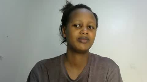 Snapshot of miss_vall chatting on January 30, 2025, 7:18 am miss_vall online show from January 30, 2025, 7:18 am