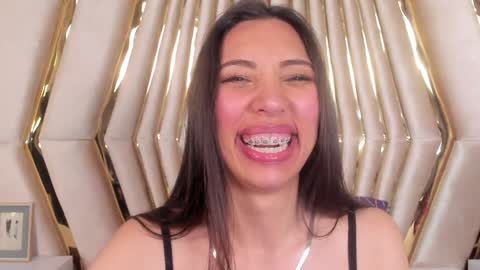 Snapshot of miss_veronicaa chatting on December 10, 2024, 5:44 pm Veronica summer 7AM to 1500 PM hour GMT-5 online show from December 10, 2024, 5:44 pm