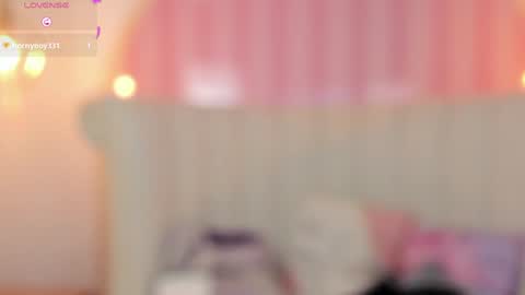 Snapshot of miss_veronicaa chatting on December 19, 2024, 6:01 pm Veronica summer 7AM to 1500 PM hour GMT-5 online show from December 19, 2024, 6:01 pm