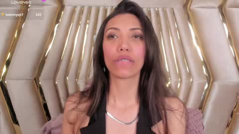 Snapshot of miss_veronicaa chatting on December 23, 2024, 8:57 pm Veronica summer 7AM to 1500 PM hour GMT-5 online show from December 23, 2024, 8:57 pm